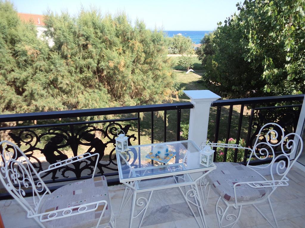 Renesis Studios Lithakia  Rom bilde