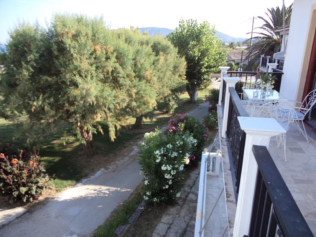 Renesis Studios Lithakia  Rom bilde